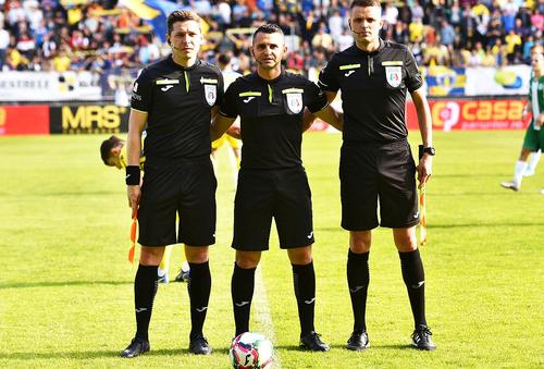 Arbitrii au primit o indexare serioasă a veniturilor // foto: Imago Images