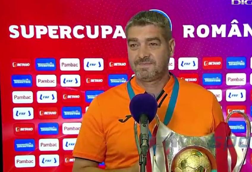 Antrenorul celor de la Sepsi, Liviu Ciobotariu (52 de ani), a analizat victoria obținută de covăsneni, sâmbătă seară, în fața Farului, scor 1-0, în finala Supercupei României. 
Foto: Captură Digi Sport