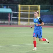 Fotbaliștii celor de la FCSB au ieșit la încălzire / foto: Ionuț Iordache