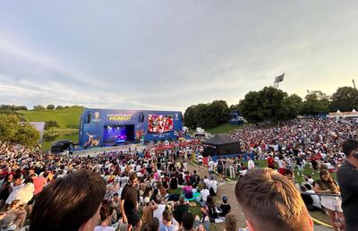Spaniolii au făcut show în Marienplatz, francezii au rămas datori » Care a fost atmosfera în Munchen înainte de Spania - Franța + Agitație în fanzone