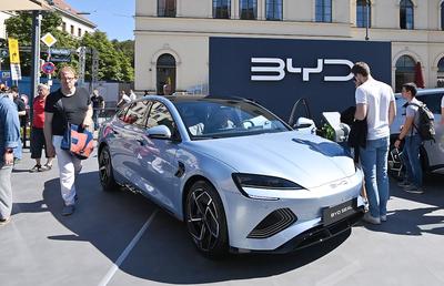 Tesla are concurenţă serioasă! BYD a înregistrat o creștere de 21% a vânzărilor de vehicule electrice în al doilea trimestru