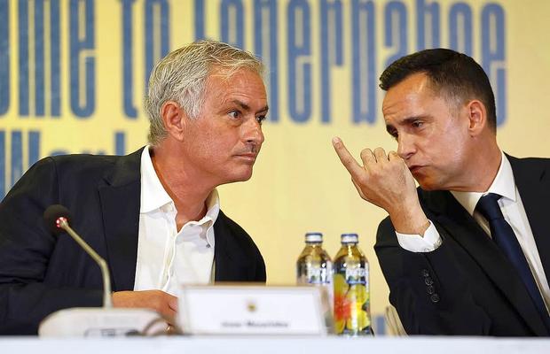 Dat afară de FCSB pentru că „nu mai aveam nevoie de el”, a semnat acum cu Benfica Lisabona!