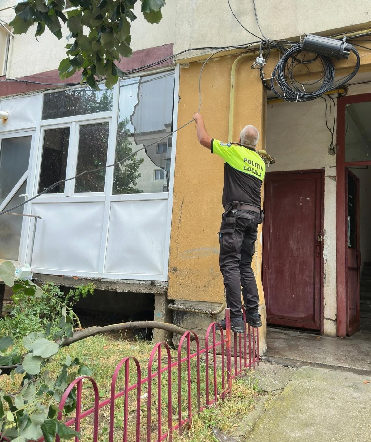 Dezastru în Mioveni, după furtună