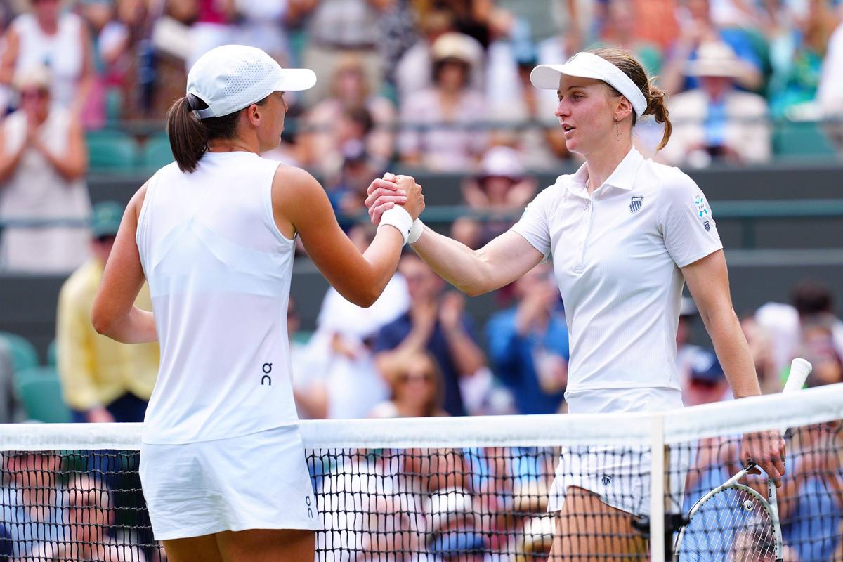 Premieră! Iga Swiatek s-a calificat în semifinale la Wimbledon