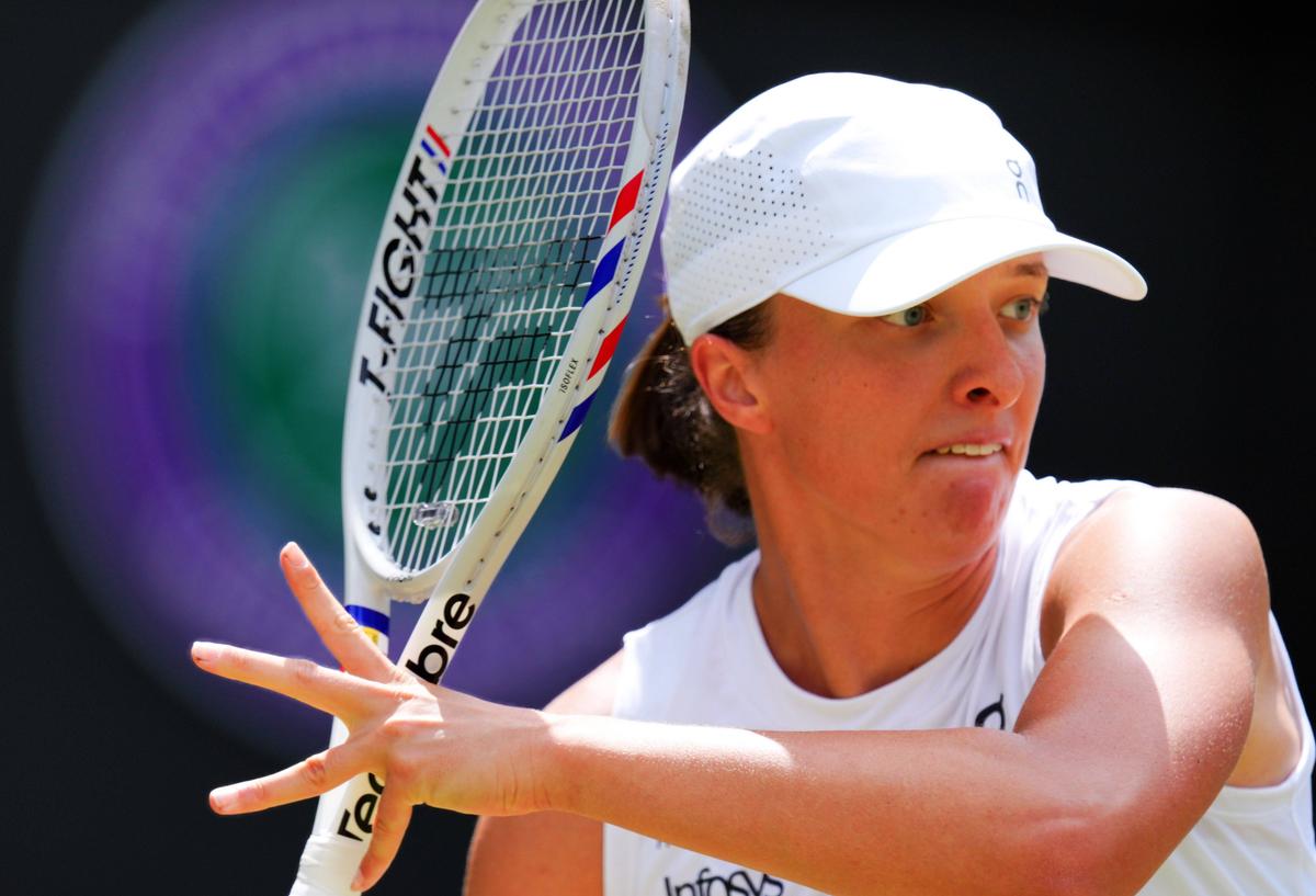 Premieră! Iga Swiatek s-a calificat în semifinale la Wimbledon