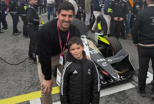Thibaut Courtois, alături de Nico, fiul lui/ foto Instagram @Thibaut Courtois