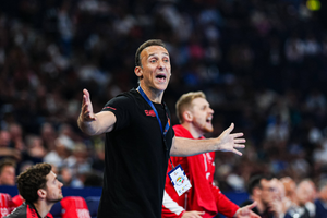 PSG visează la Liga Campionilor și transferă 6 jucători: Roberto Garcia Parrondo va fi noul antrenor
