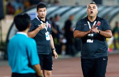 Jiangsu Suning, formația antrenată de Cosmin Olăroiu, a câștigat meciul cu Guangzhou R&F, scor 2-0, și a urcat pe primul loc în Superliga chineză.