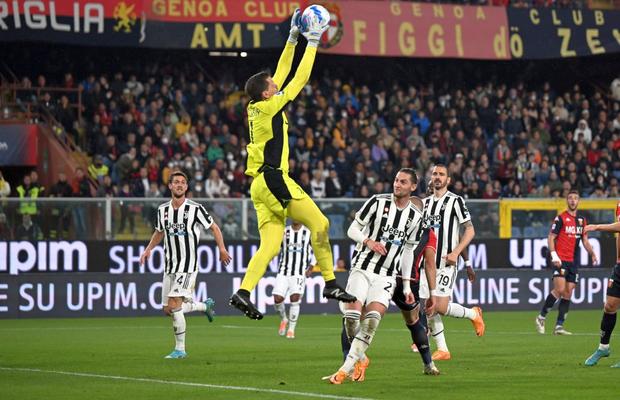 Un nou transfer pe axa Juventus - Manchester United » Cele două cluburi au bătut palma