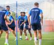 Distracție la antrenamentul FCSB » Cum i-a testat Neubert pe jucători + Charalambous s-a băgat la joc
