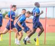 Distracție la antrenamentul FCSB » Cum i-a testat Neubert pe jucători + Charalambous s-a băgat la joc