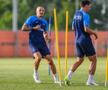 Distracție la antrenamentul FCSB » Cum i-a testat Neubert pe jucători + Charalambous s-a băgat la joc