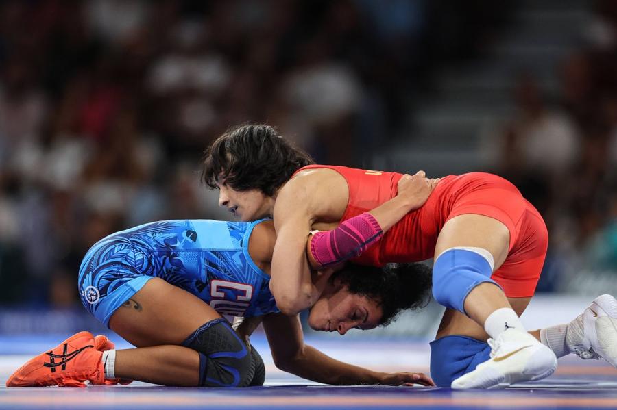 Vinesh Phogat / Foto: Imago Stupoare la Jocurile Olimpice! A fost descalificată înaintea finalei pentru AUR » Motivul e incredibil: și-a anunțat retragerea după decizia oficialilor