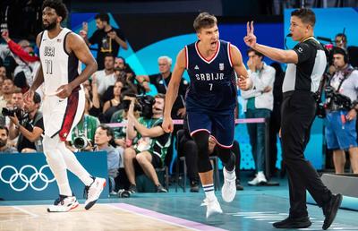 Povestea de viață a lui Bogdan Bogdanovic, starul sârb din NBA: „Mama a fost casieriță, iar tata agent comercial. Au renunțat la tot pentru mine și sora mea”