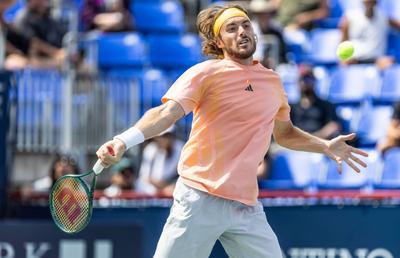 Scandal fără precedent în tenis! Stefanos Tsitsipas îl face praf pe tatăl său, care îi este și antrenor: „Sunt foarte dezamăgit de el”