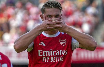 Fostul jucător de la Arsenal l-a comparat pe Gyokeres cu o „decepție” din Premier League: „La Benfica, și el marca mult...”