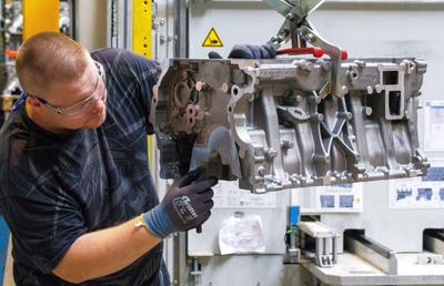 Un gigant din industria auto tocmai a intrat și pe piața din România » 3 fabrici în țara noastră
