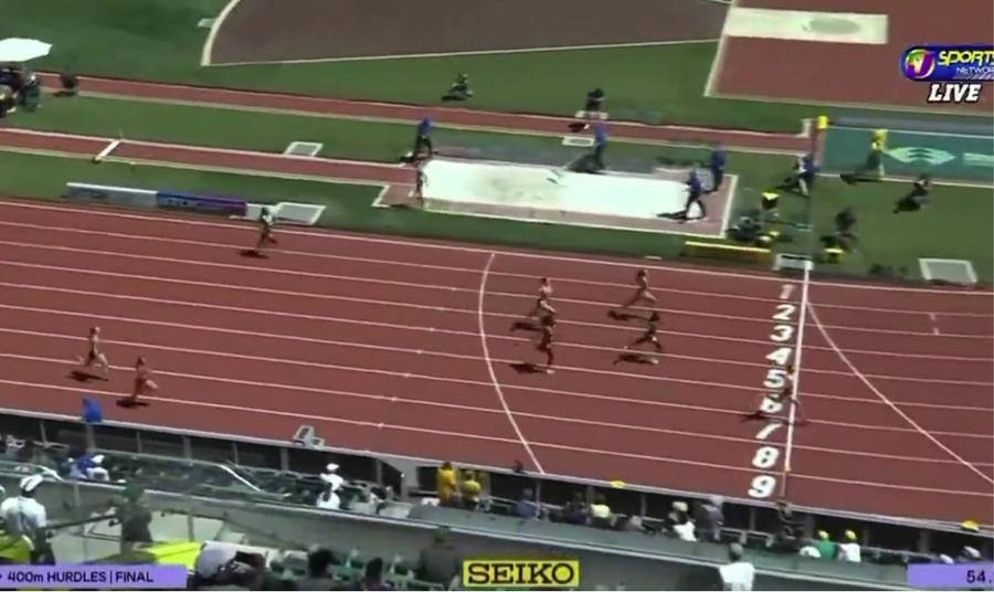Ștefania Uță, dominantă în finala U20 la 400 m garduri/Foto: captură Performanță senzațională! Ștefania Uță, campioană mondială U20 la 400 de metri garduri