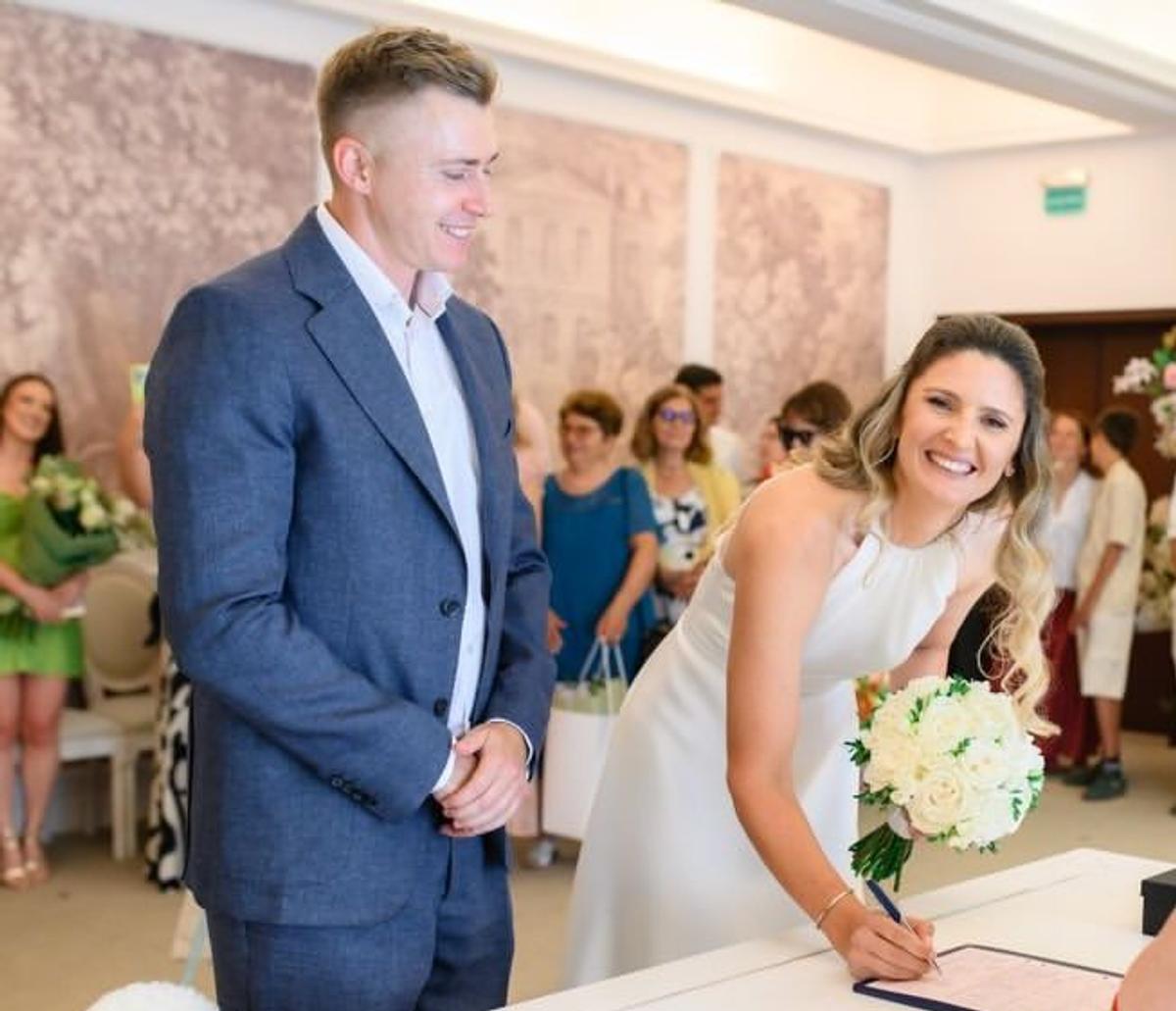 Irina Begu și Victor Crivoi s-au cununat civil
