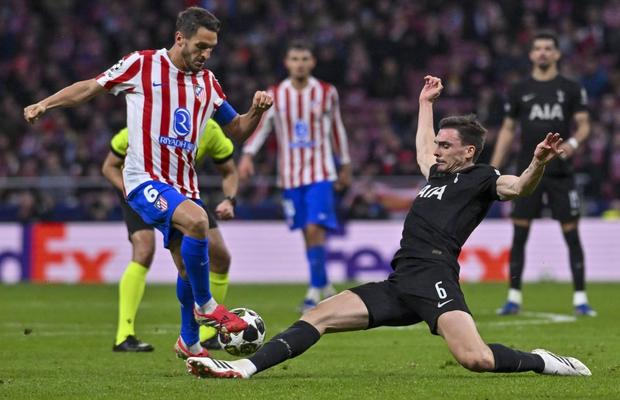 Bătaie mare pentru fotbalistul lui Bayern » Cu el vor să îl înlocuiască pe Bruno Guimaraes