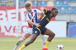 Petrolul - Oțelul, în etapa 4 din Superliga » APĂRĂ penalty-ul dictat după 7 minute de analiză VAR