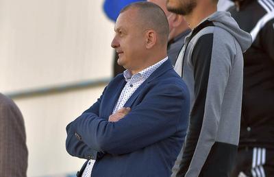 Președintele din Superligă: „Când vor face primul punct, dau cămașa jos și stau la bustul gol la TV!”