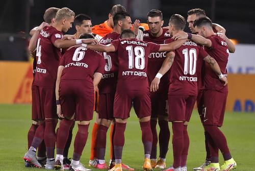 CFR Cluj va schimba în perioada următoare instalația de nocturnă, veche de peste 14 ani, iar costurile estimate reprezintă aproape 15% din toate veniturile clubului pe anul 2020. Foto: Imago