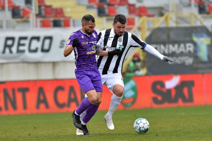 Budescu, la ultimul meci jucat pentru Astra / foto: GSP Controversă maximă în cazul Budescu: e sau nu e suspendat? FCSB cere lămuriri, FRF și LPF se contrazic