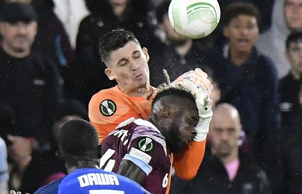 Doi specialiști au lămurit faza penalty-ului primit de West Ham: „Nu este complicat”