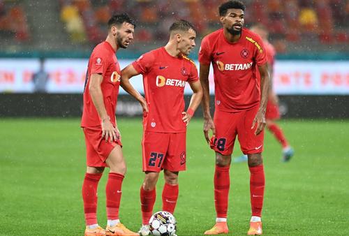 Malcom Edjouma, unul dintre cei mai doriți jucători ai celor de la FCSB
Foto: Imago
