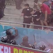 Incidente între ultrași înainte de Dinamo - Steaua. Foto: Captură DigiSport