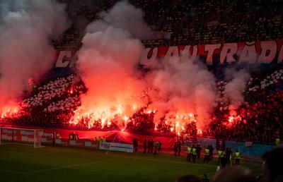 Spectacol de Liga 1 în Dinamo - Steaua » Scenografii impresionante + mesaje acide