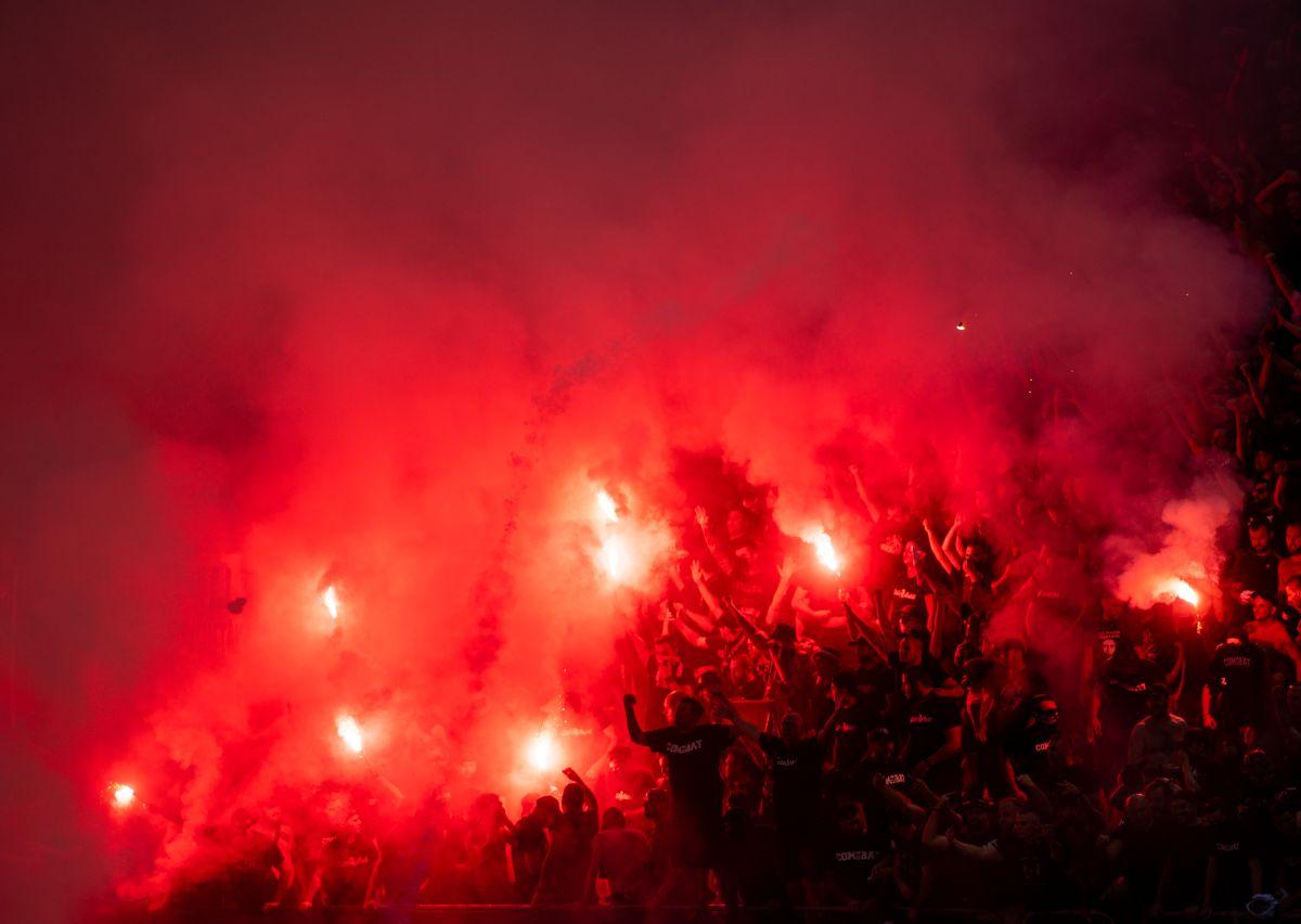 Galerii de Liga 1, fotbal de B! Steaua câștigă derby-ul cu Dinamo, după un meci în care jucătorii s-au întrecut în gafe » Clasamentul ACUM