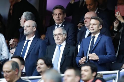 Noël Le Graët (centru), președintele Federației Franceze de Fotbal
Foto: Imago