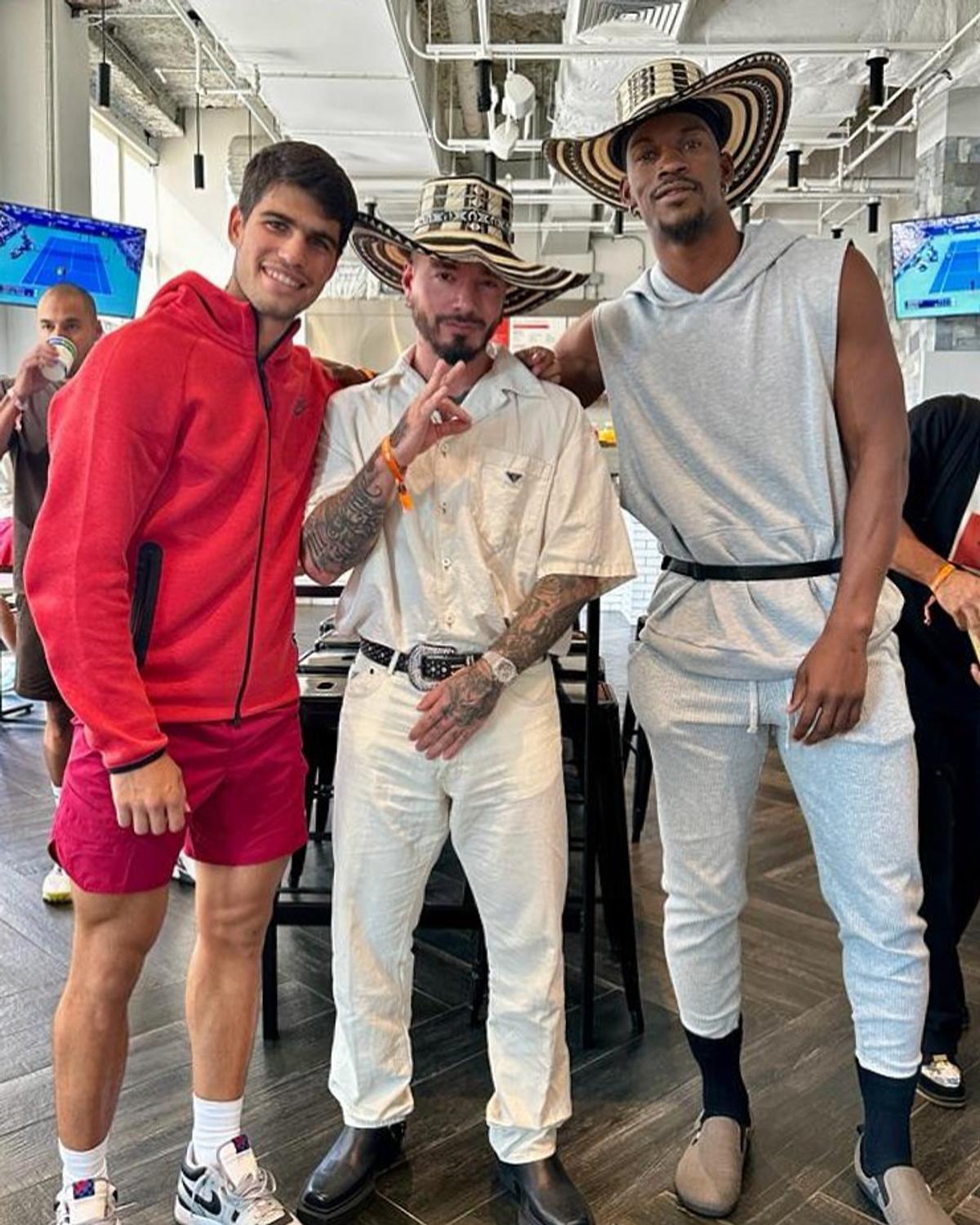 Divele în alb de la US Open! S-au făcut remarcate imediat în tribune