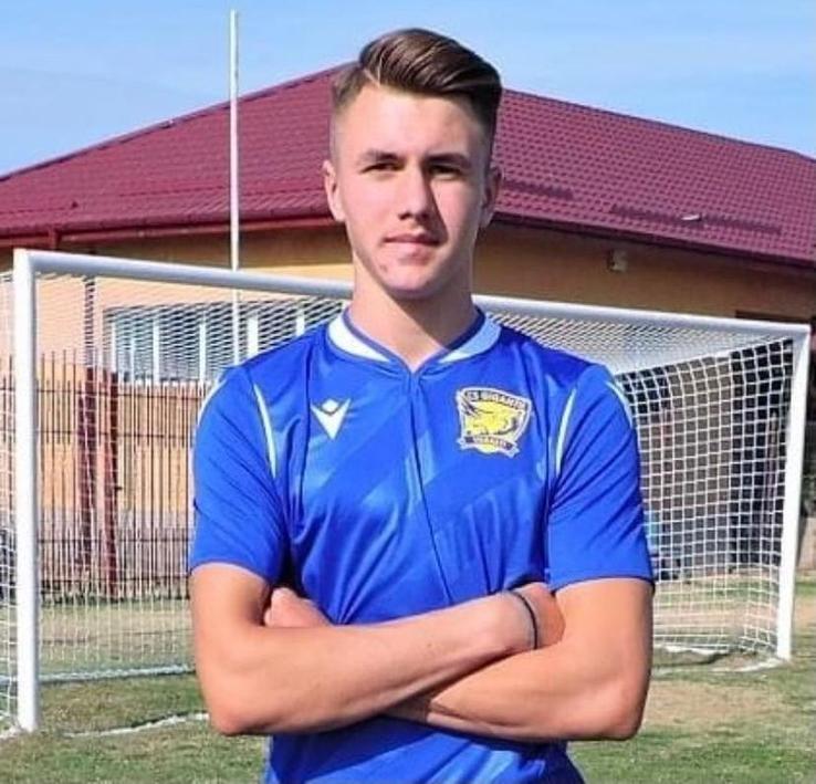 Alexandru Stan, în tricoul celor de la CS Giganții Vărăști