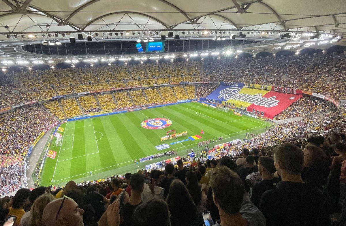 Scenografie eminesciană pe Arena Națională » Ce au afișat suporterii înaintea meciului România - Israel