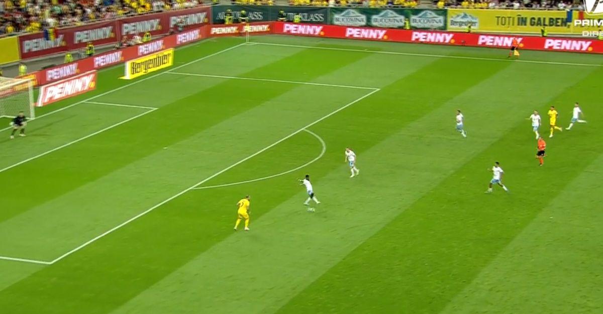 România, ce acțiune! Filmul fazei excelente care a dus la golul lui Alibec