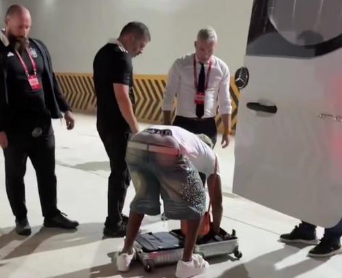 Lamine Yamal a căutat degeaba după pașaport în trollerul din autocarul naționalei Spaniei, care trebuia să plece de la stadionul din Konya / Foto: X Lamine Yamal Xtra