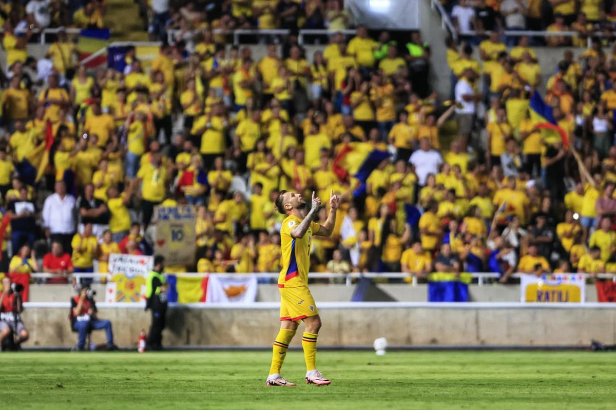 Un fotbalist emblematic din istoria campionatului, despre chinurile naționalei și Mircea Lucescu: „N-avem joc de Mondiale!”