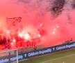 Ultrașii României au aprins din nou torțe pe stadion. Ce urmează