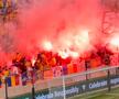 Ultrașii României au aprins din nou torțe pe stadion. Ce urmează
