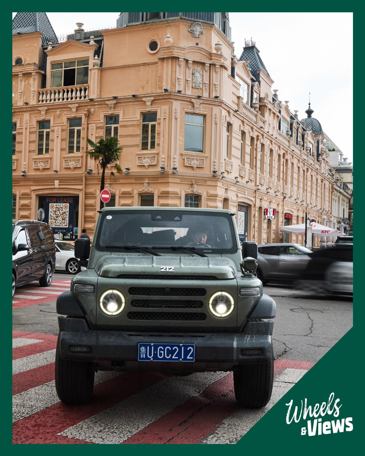 „Clona” de Land Rover Defender, mai ieftină decât un Fiat 500