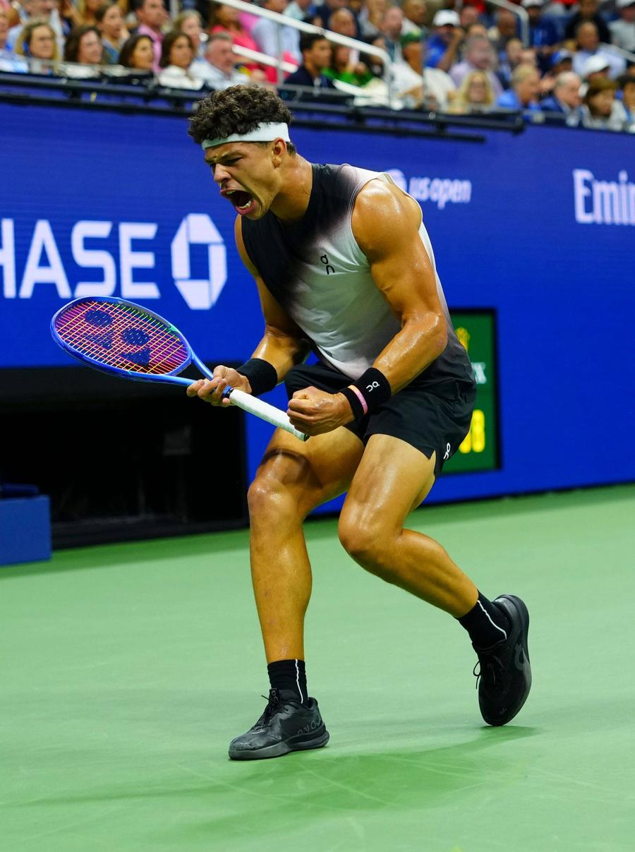 Ben Shelton merge în semifinale la US Open. Foto: Imago Images E OUT: Carlos Alcaraz părăsește US Open în „sferturi”, după un duel memorabil! Urmează o semifinală 100% americană