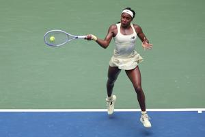 Coco Gauff a salvat două mingi de meci și s-a calificat în semifinale la US Open, după ce a învins-o într-un meci intens pe Mirra Andreeva