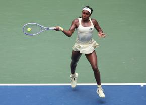 Coco Gauff a salvat două mingi de meci și s-a calificat în semifinale la US Open, după ce a învins-o într-un meci intens pe Mirra Andreeva