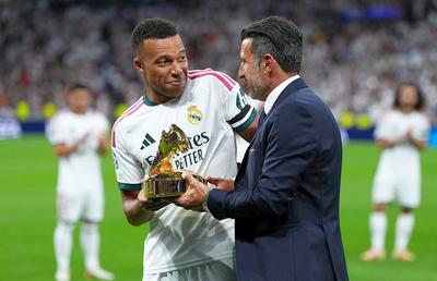 Mbappe și Haaland, salt în clasamentul golgeterilor all-time din Champions League: francezul a egalat o legendă