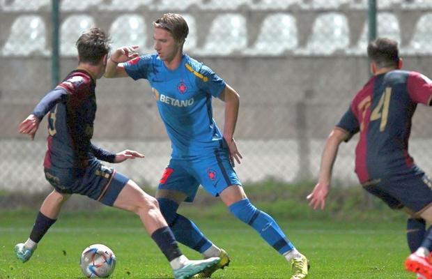 În 2022 debuta la FCSB. Unde a ajuns acum fiul lui Alexandru Tudor, la 22 de ani » „«Să ne rugăm să ajungă mare și să luăm bani mulți»”