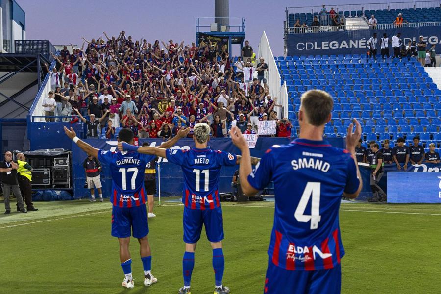 CD Eldense / Foto: Imago Images După Cristiano, Lionel Messi cumpără și el un club de fotbal » Unic acționar!