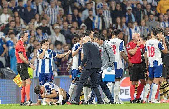 Scandal în Porto - Manchester City: l-a împins pe antrenor! » Lusitanii reclamă arbitrajul